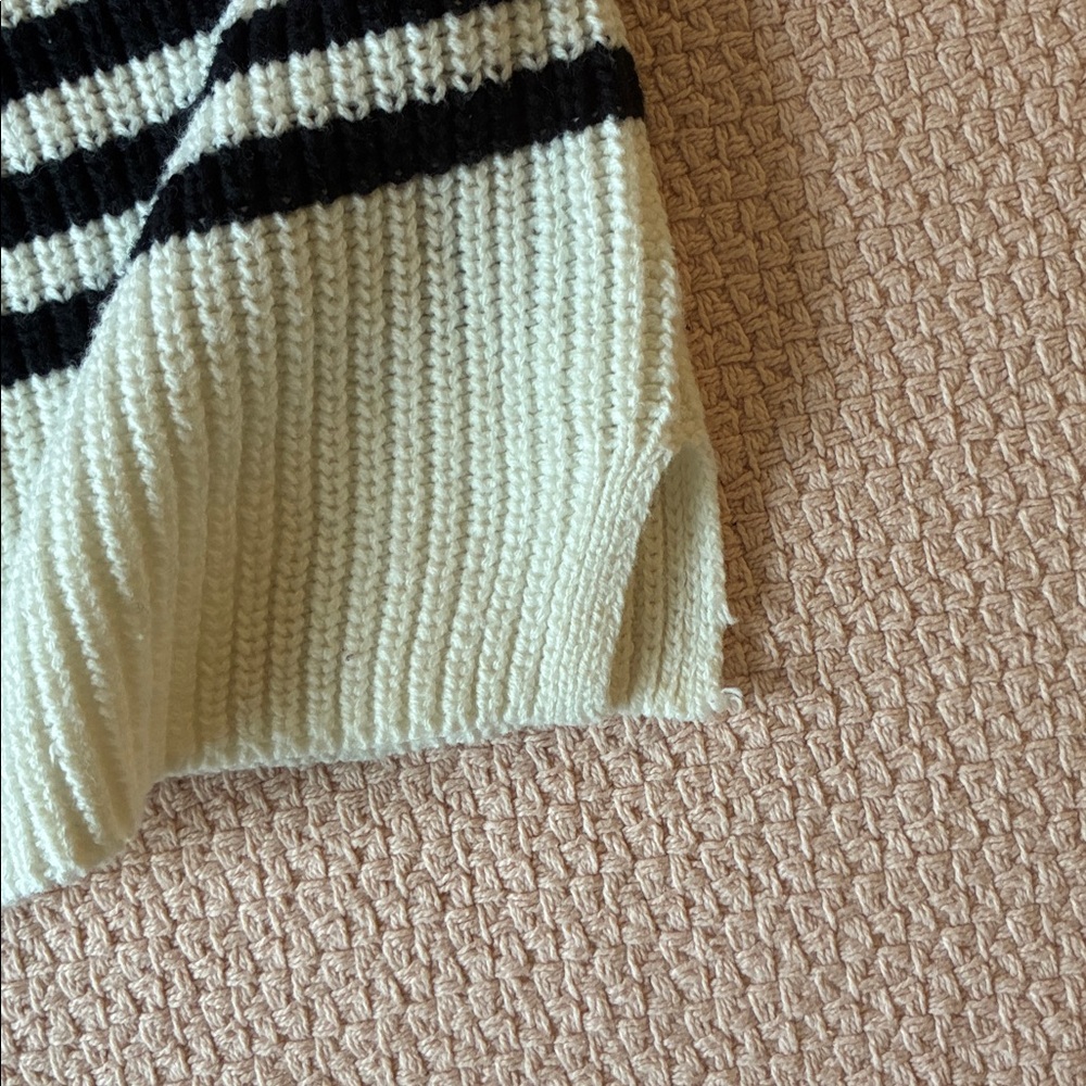 Marbled Cream Ribbed Knit Sweater - Picture 6 of 15